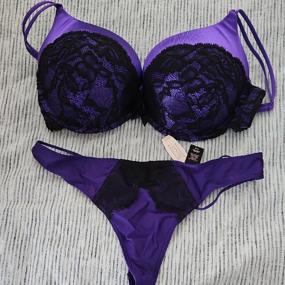 Victoria's Secret Purple Lace Women's Intimate Set